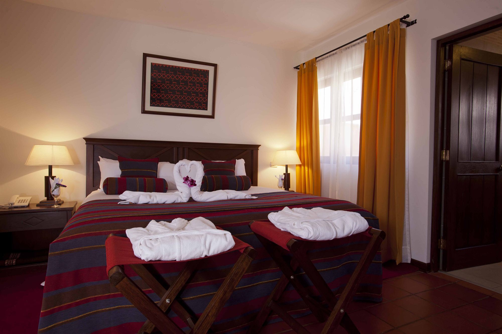 Hotel San Agustin Урубамба Экстерьер фото